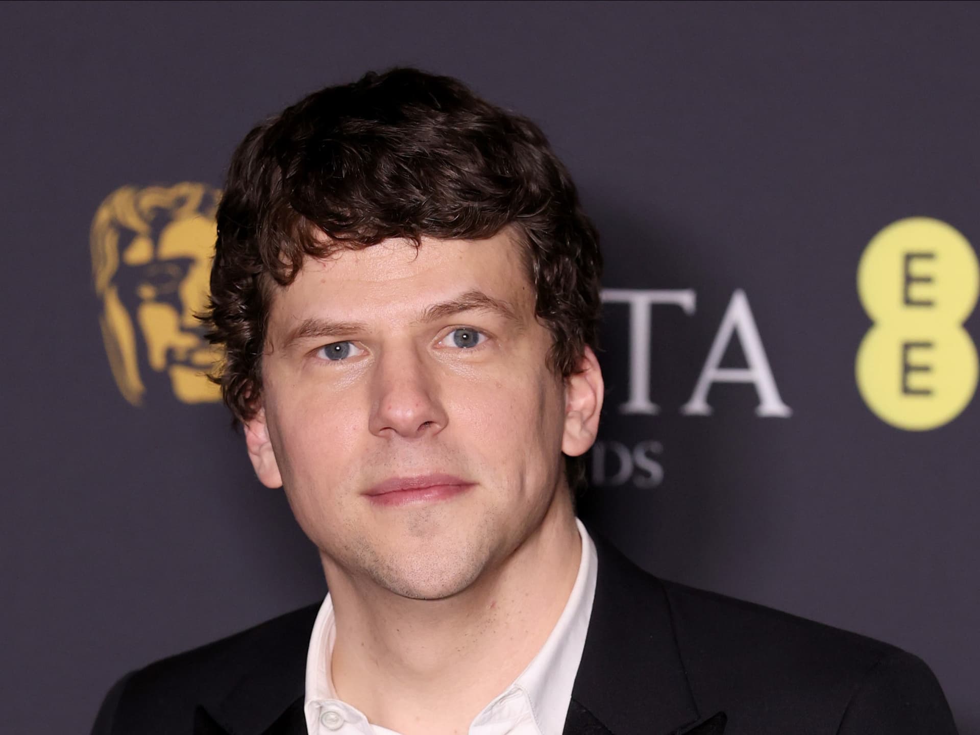 Jesse Eisenberg hat die polnische Staatsbürgerschaft erhalten.