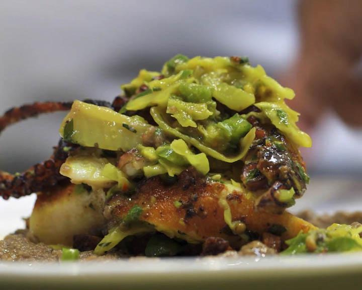 Playboy Lifestyle - Kochen und Genießen Spezial - Chef-Koch JJ Johnson über lecker zubereiteten Tintenfisch, Jazz und seinen Stammkunden Denzel Washington