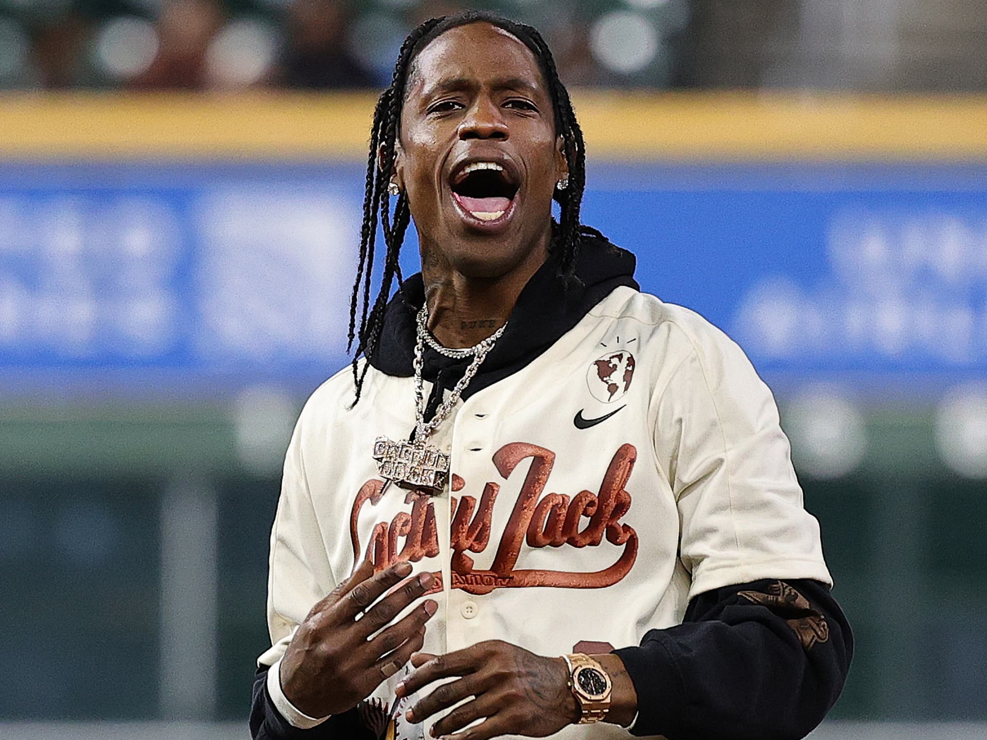 Travis Scott wegen ordnungswidriger Trunkenheit verhaftet