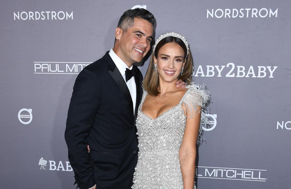 Jessica Alba bricht ihr Schweigen nach ihrer Trennung von Cash Warren.