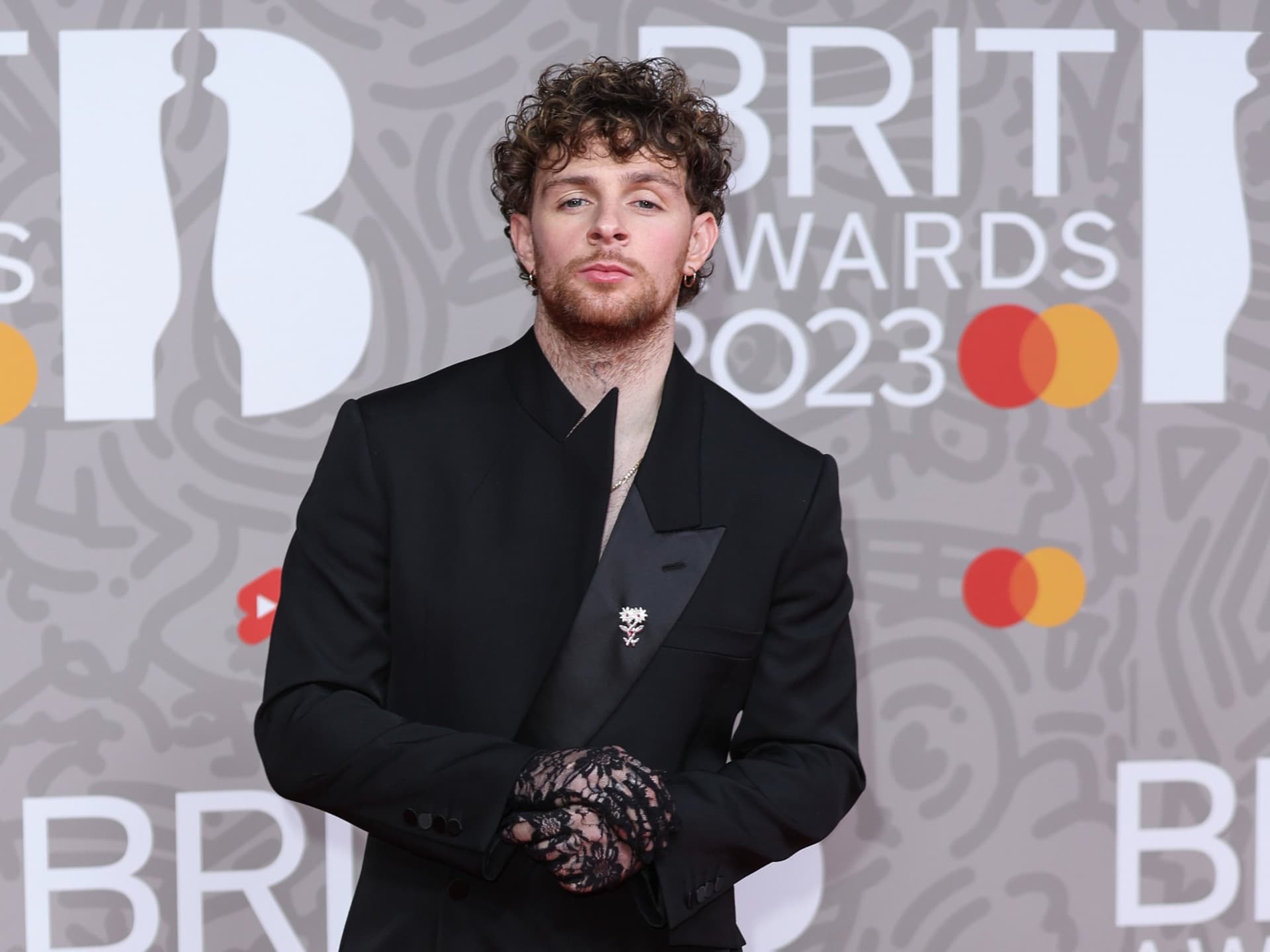 Tom Grennan: Gedanken drehen zum Positiven