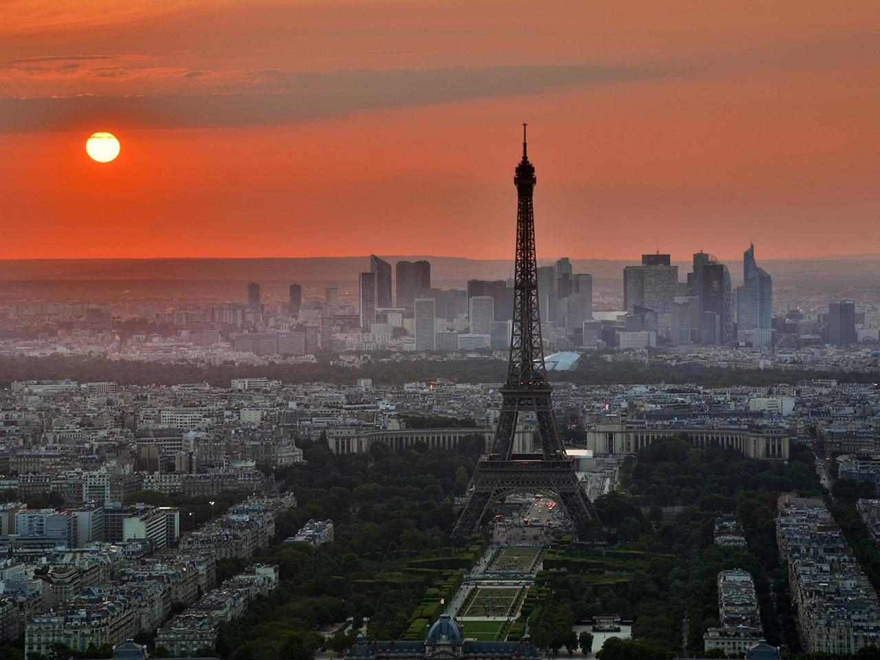 Die 7 Orte, an denen man in Paris unbedingt essen und trinken muss