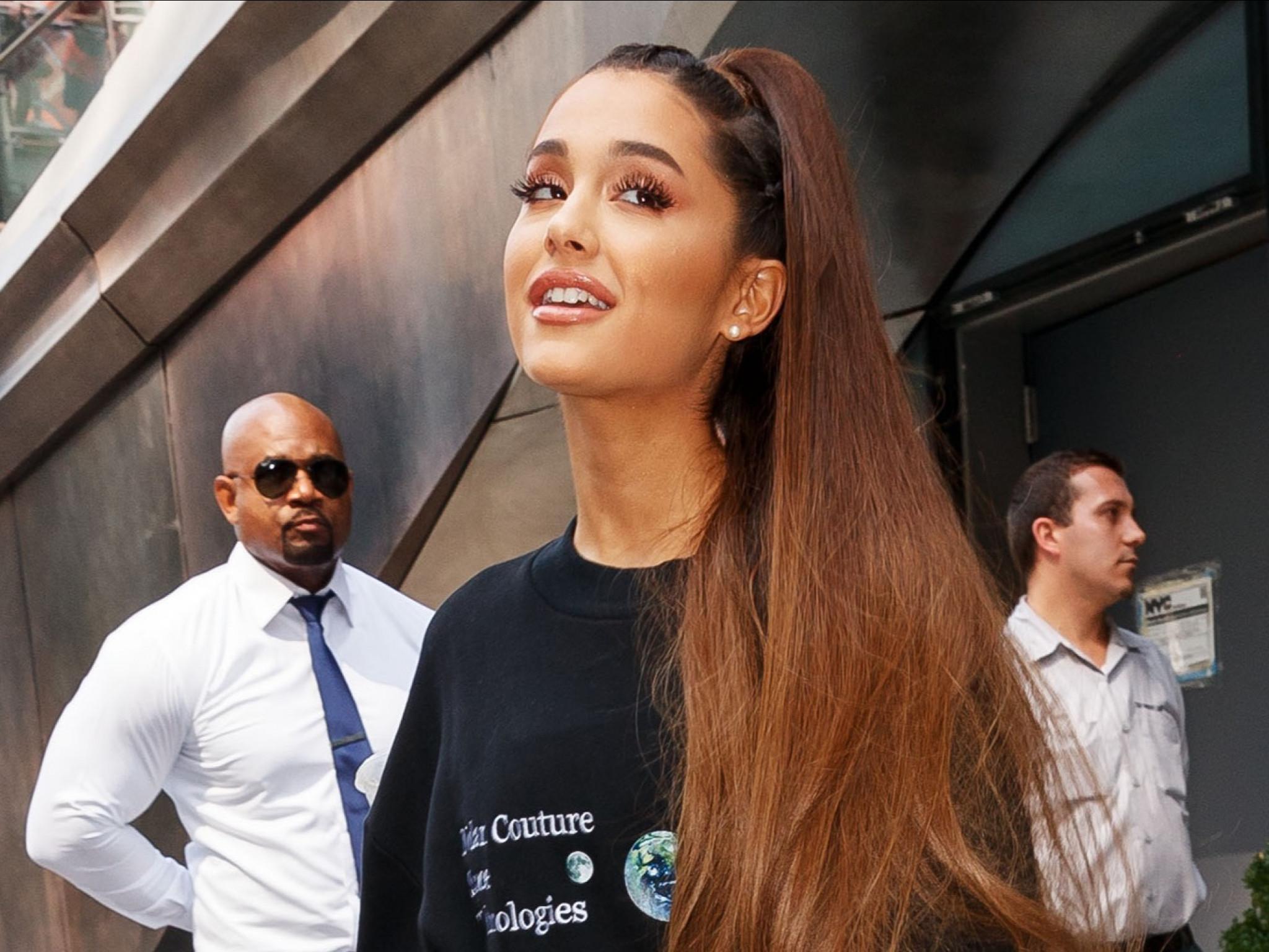 Ariana Grandes neue Single 'Yes, And?' wurde von Madonnas Hit 'Vogue' inspiriert
