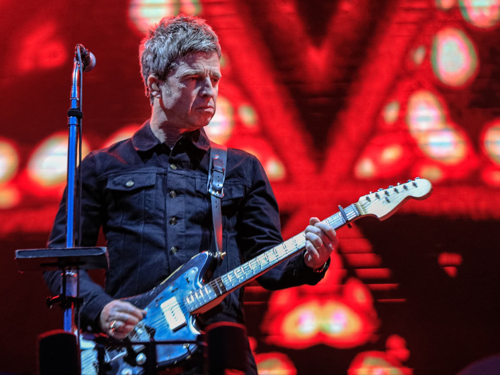 Noel Gallagher: Er will sich mit Elon Musk anfreunden