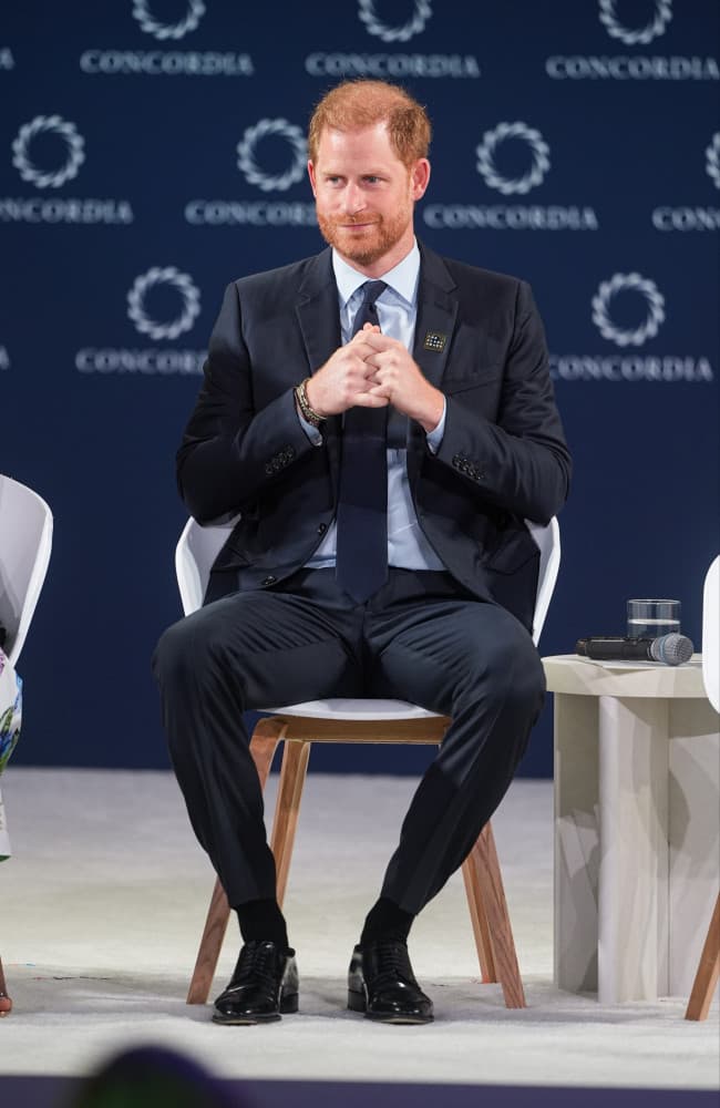 Prinz Harry befürchtet, dass Smartphones „jungen Menschen ihre Kindheit stehlen“ könnten