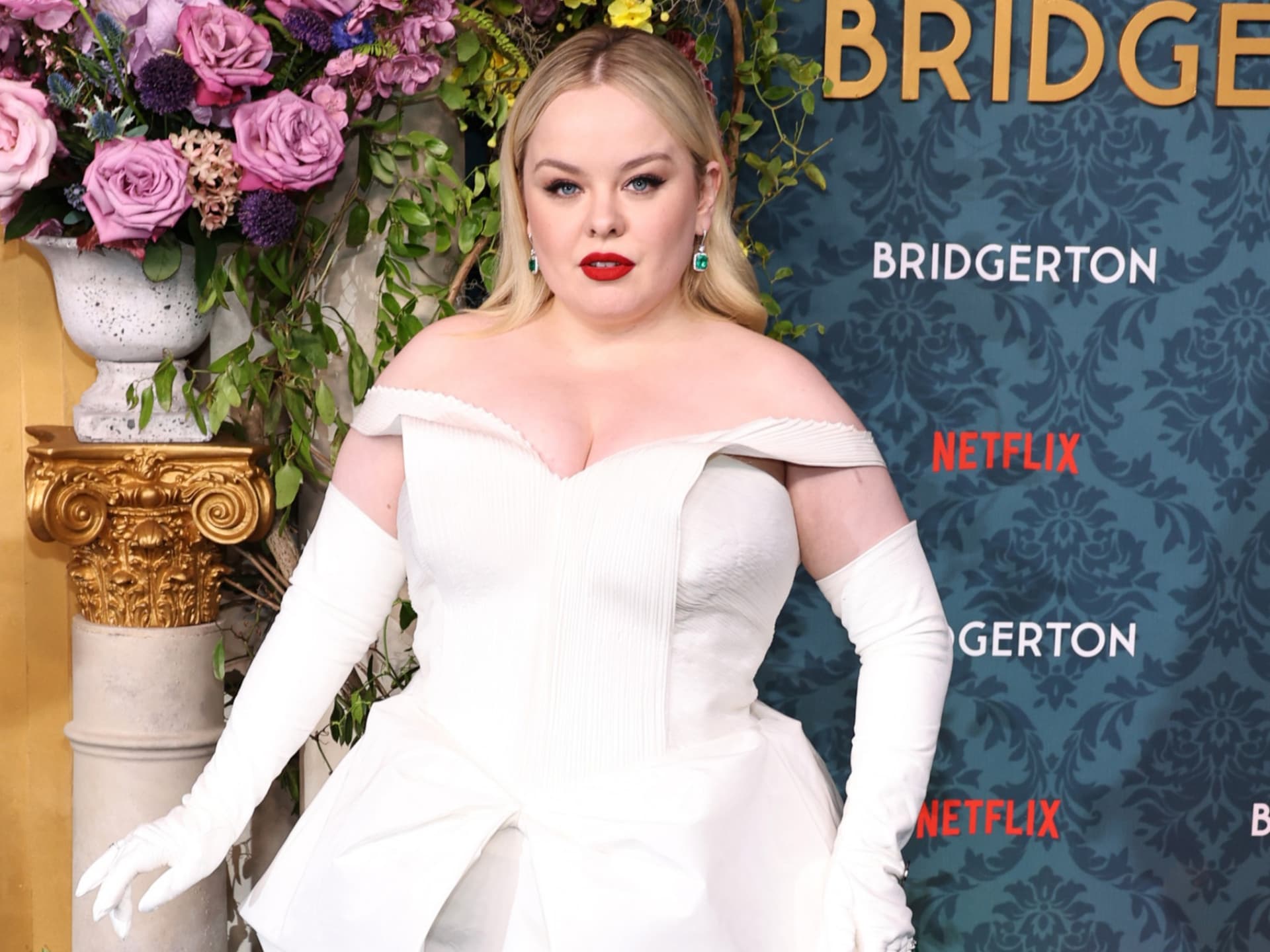 Nicola Coughlan kommentiert „süße“ Dating-Gerüchte mit „besonderem“ Bridgerton-Co-Star