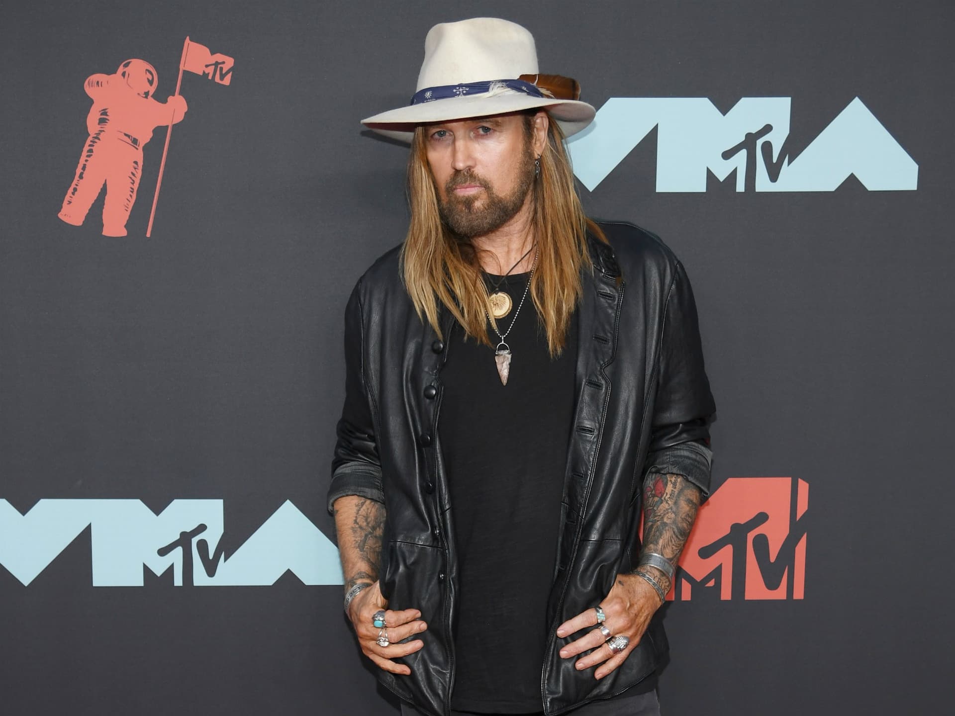 Billy Ray Cyrus versuchte, „auf Miley zuzugehen“