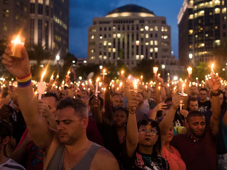 Gemeinsam versammeln sie sich in Orlando, um zu beweisen, dass sie keine Angst haben