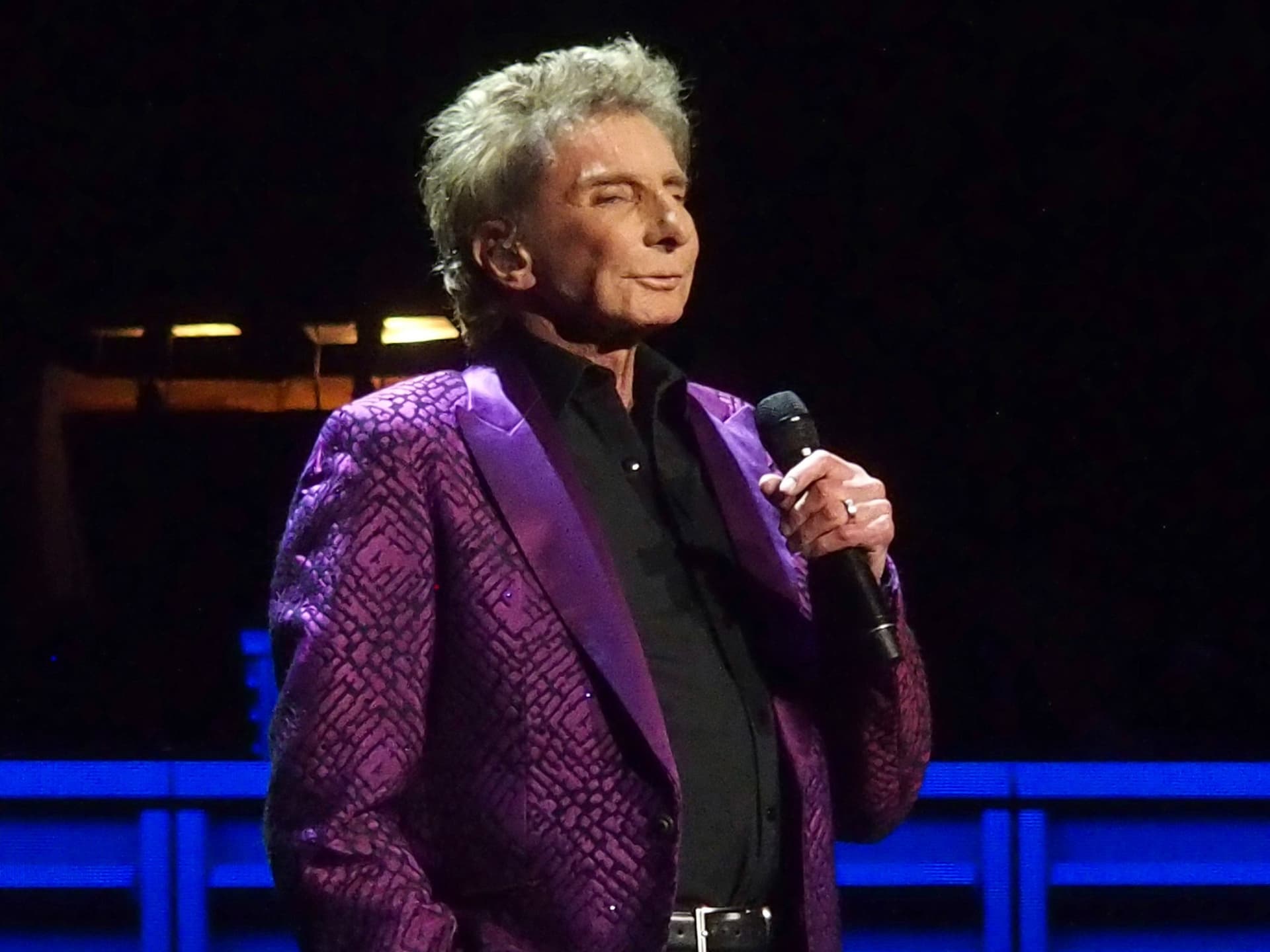 Barry Manilow: 4 Stunden Schlaf sind genug