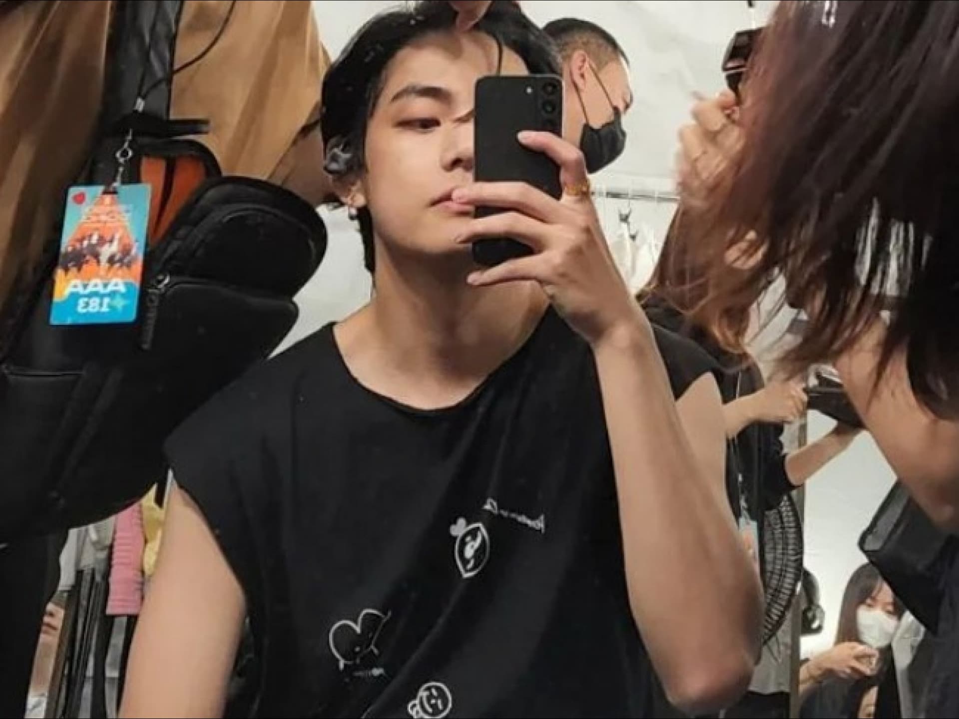 Das Debüt-Soloalbum von BTS-Star V, 'Layover'