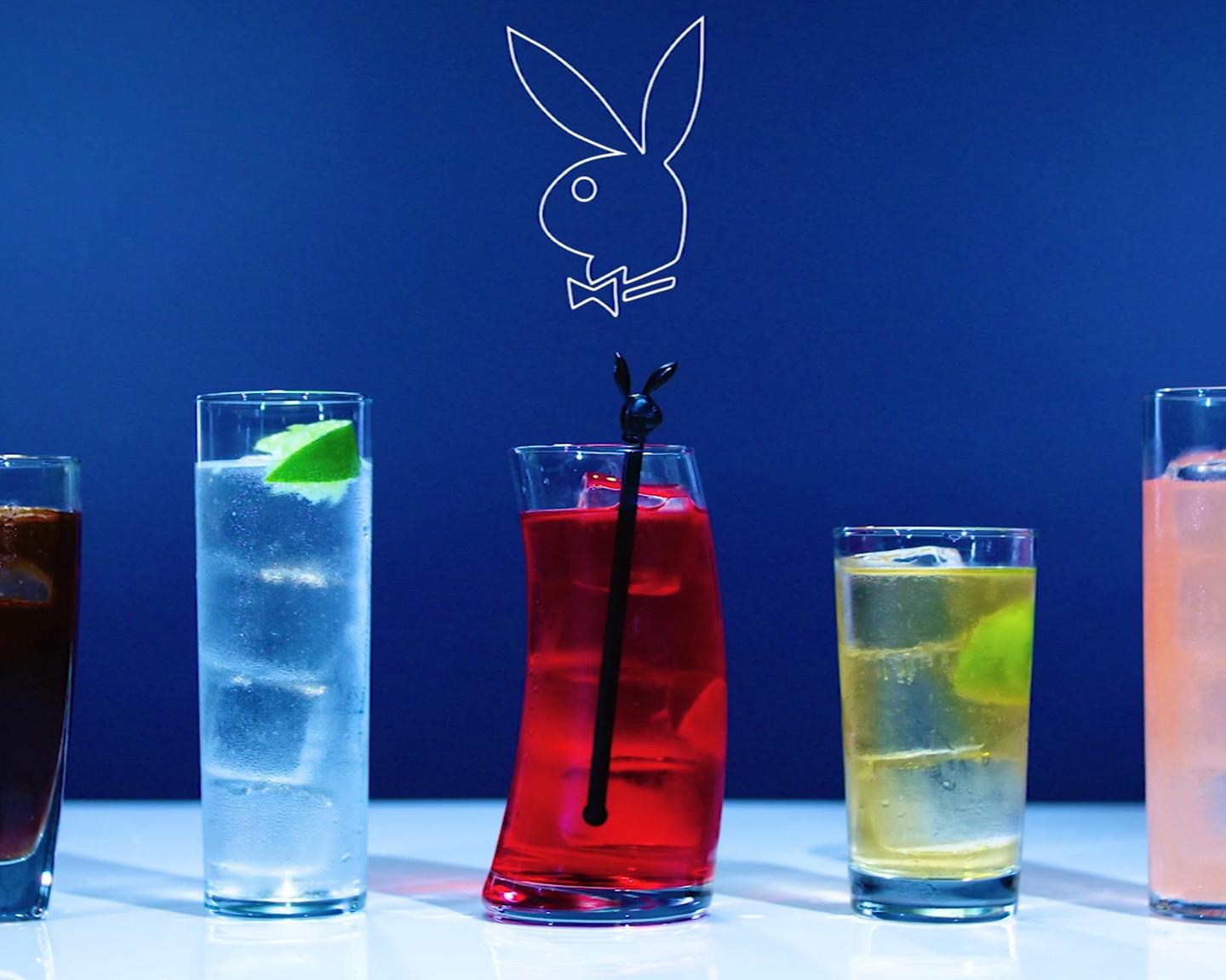 Playboy Lifestyle - Drinking Decoded - Hier lernst Du die edelsten Tropfen zu mixen, zu kennen und zu schätzen... wie wäre es also mit einem Highball mal als Gin Tonic, als Cuba Libre oder Dark & Stormy? Playboy Lifestyle kennt hier keine Grenzen des Genusses!