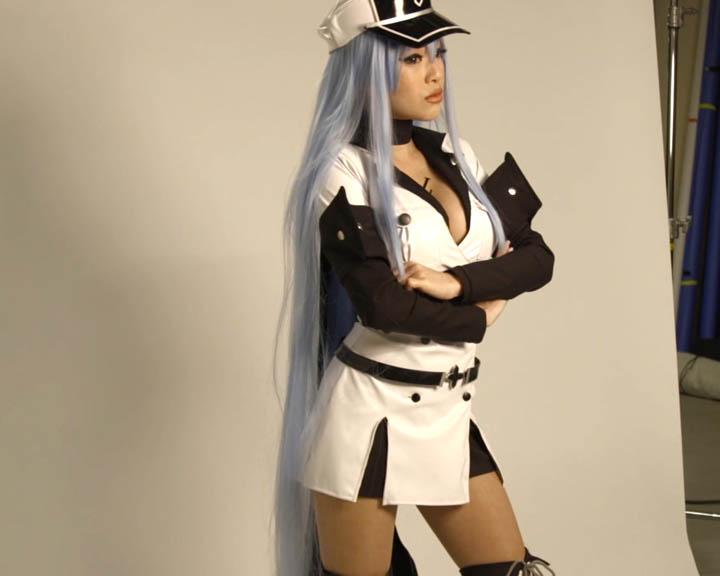 Playboy Lifestyle: Hinter den Kulissen mit Queen Vampy und die hübsche Asiatin erfüllt das komplette COSPLAY / Manga-Klischee wie keine zweite…