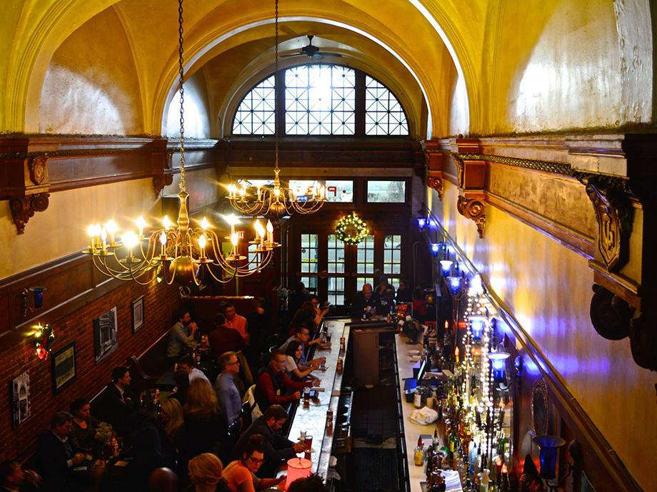 10 coole Bars, die mal etwas anderes waren
