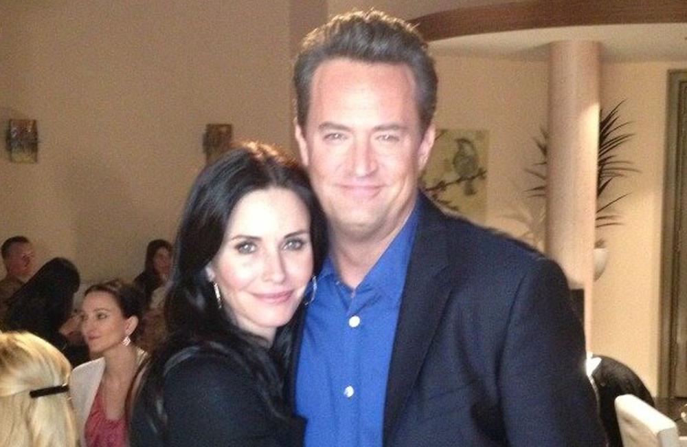 Courteney Cox soll oft vom Geist ihres verstorbenen 'Friends'-Co-Stars Matthew Perry „besucht“ werden