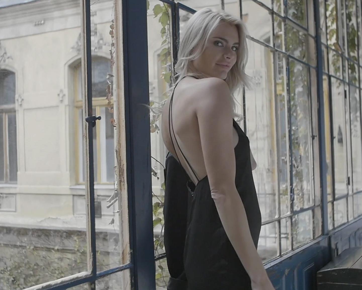Playboy Newcomer (Miky Muse): Sexy Miky liebt Neuanfänge, besonders wenn es um ihre Karriere geht. Willst Du sie pushen, dann klick hier!