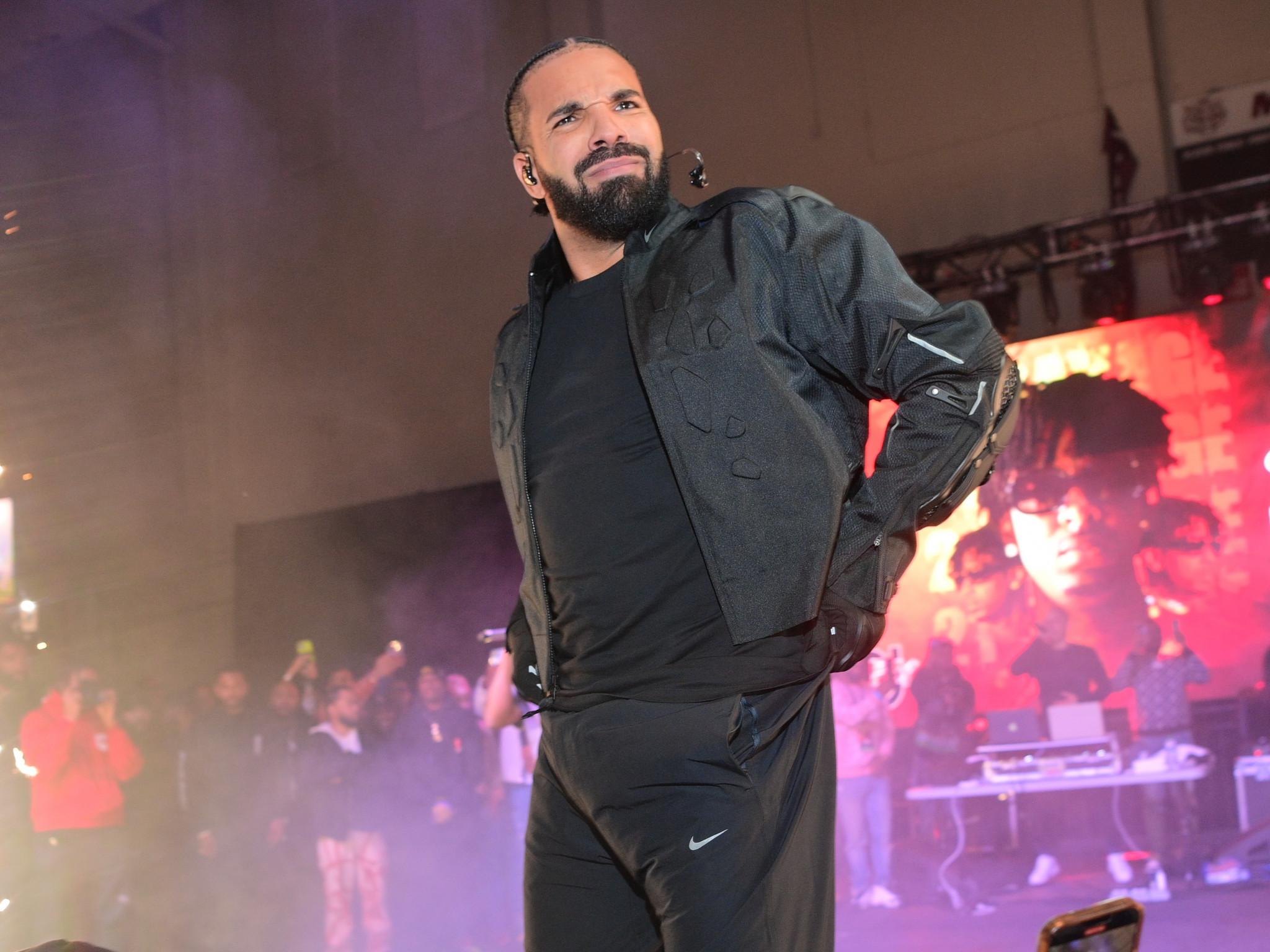 Drake schenkt Fan seinen Super-Bowl-Wettgewinn in Höhe von 2,3 MILLIONEN US-Dollar!