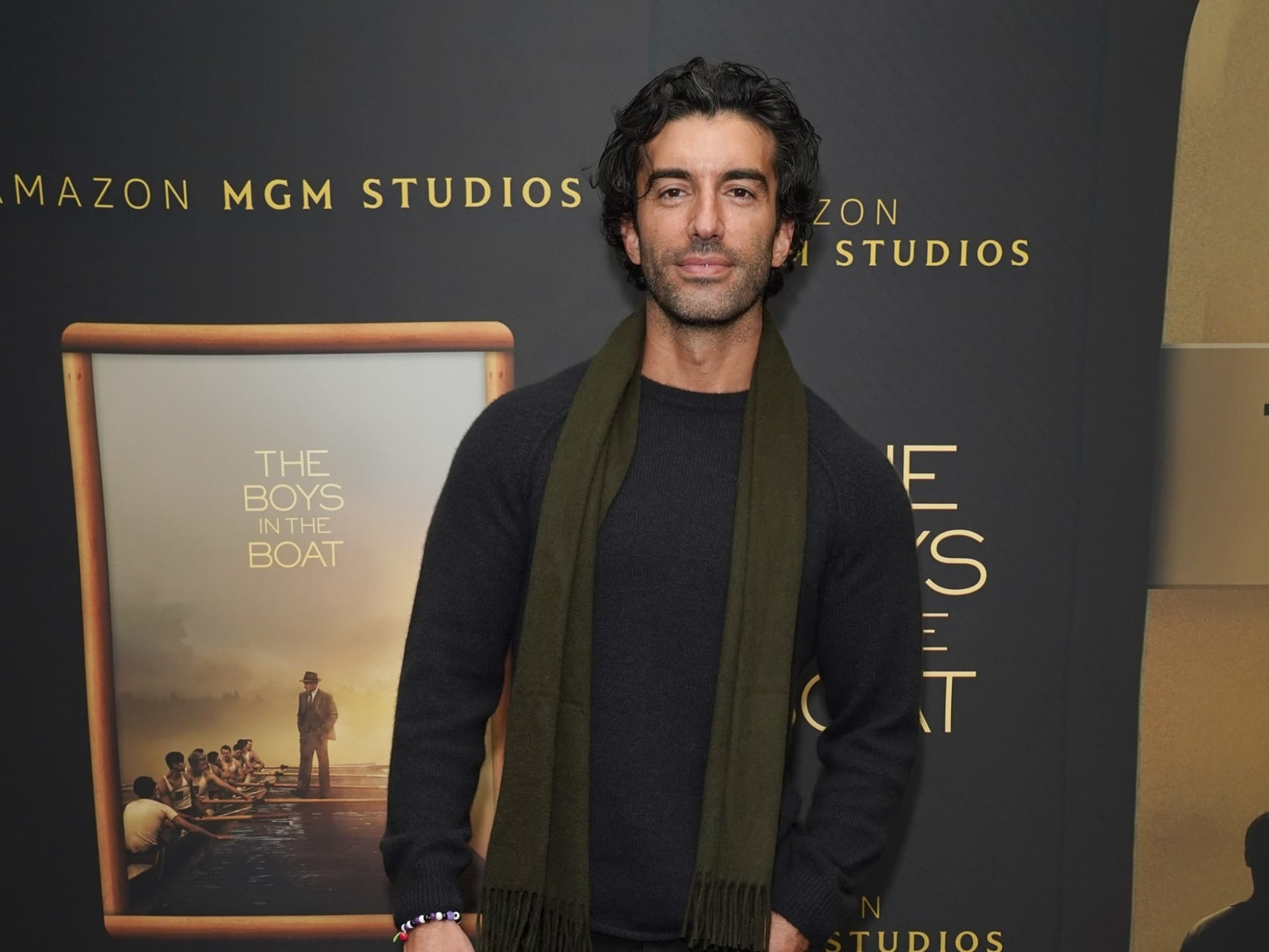 Justin Baldonis Rechtsteam 'könnte Ryan Reynolds‘ Witz' bei 'Saturday Night Live 50 Special' zu seiner Verteidigung anführen.