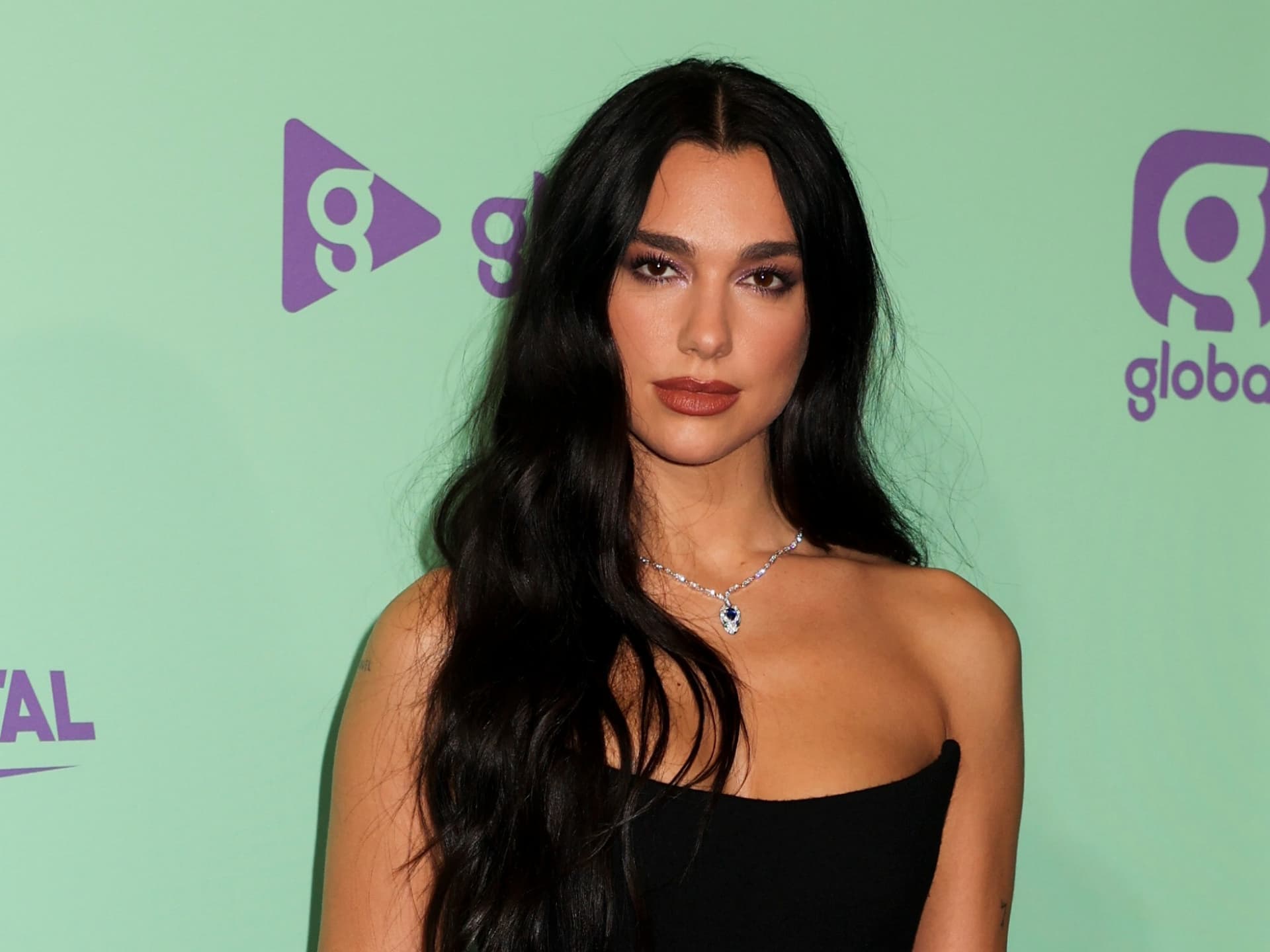 Dua Lipa: Darum war sie nicht beim Glastonbury-Festival