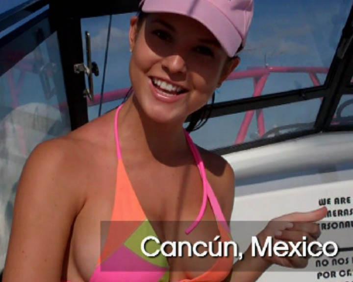Einmal um die Erde mit Playmate Amanda Cerny. Die Schönheit fühlt sich einfach überall zu Hause