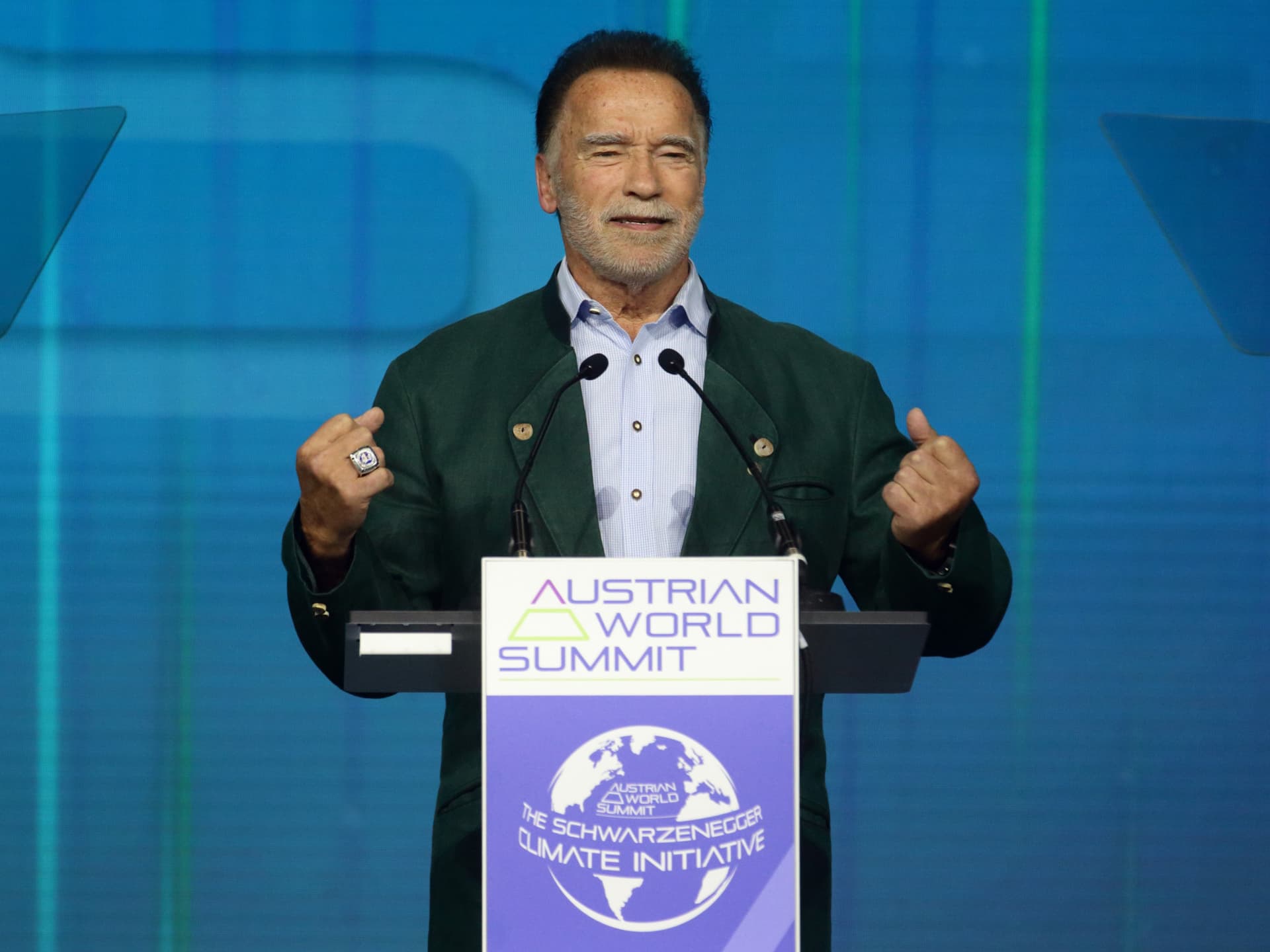 Arnold Schwarzenegger: “Wir müssen unsere Zukunft retten”