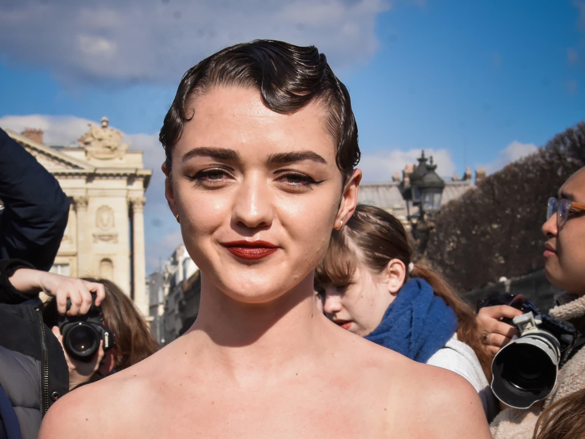 Maisie Williams: Dreh zu  ‚The New Look‘ brachte sie an ihre...