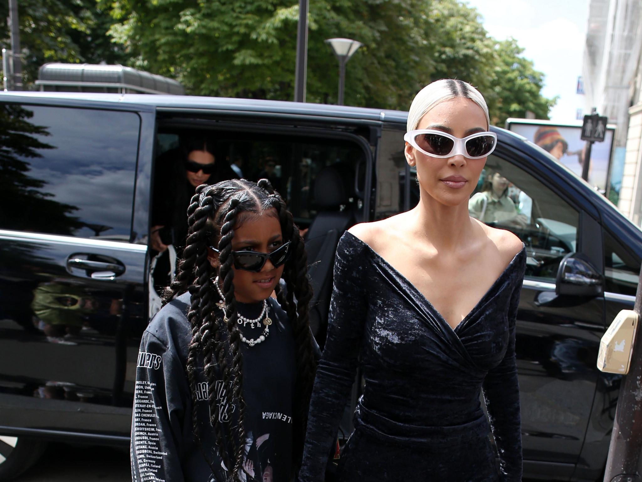 Kim Kardashian: Kinder verdienen Tausende