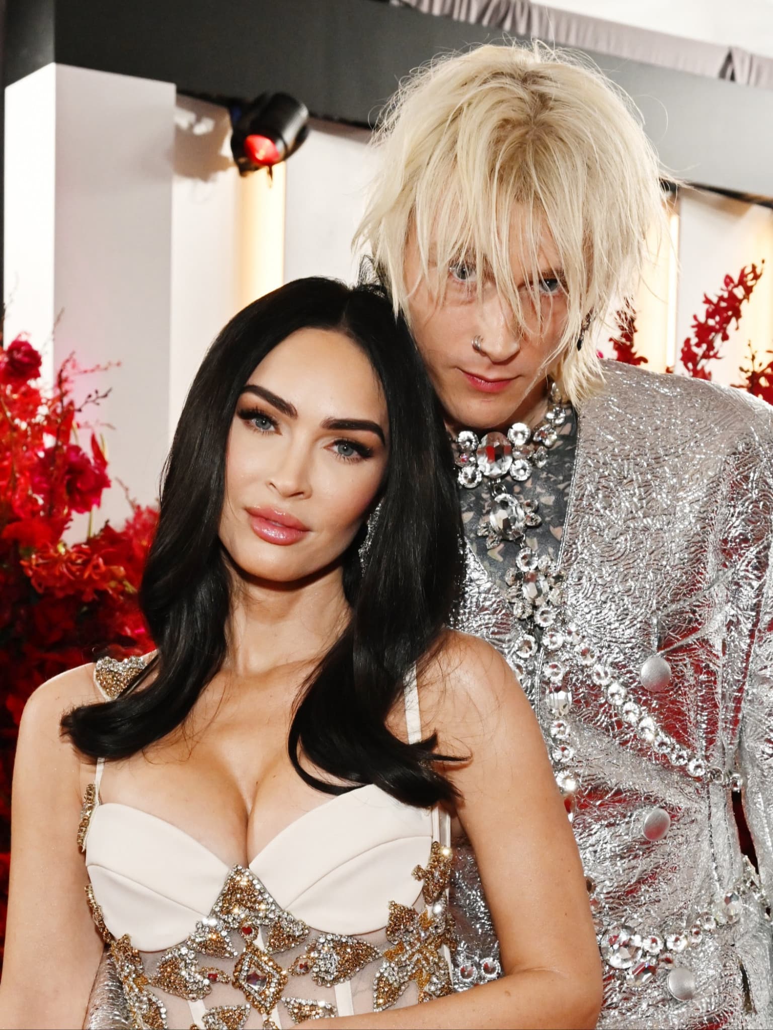 Megan Fox und MGK sollen „getrennt voneinander leben"