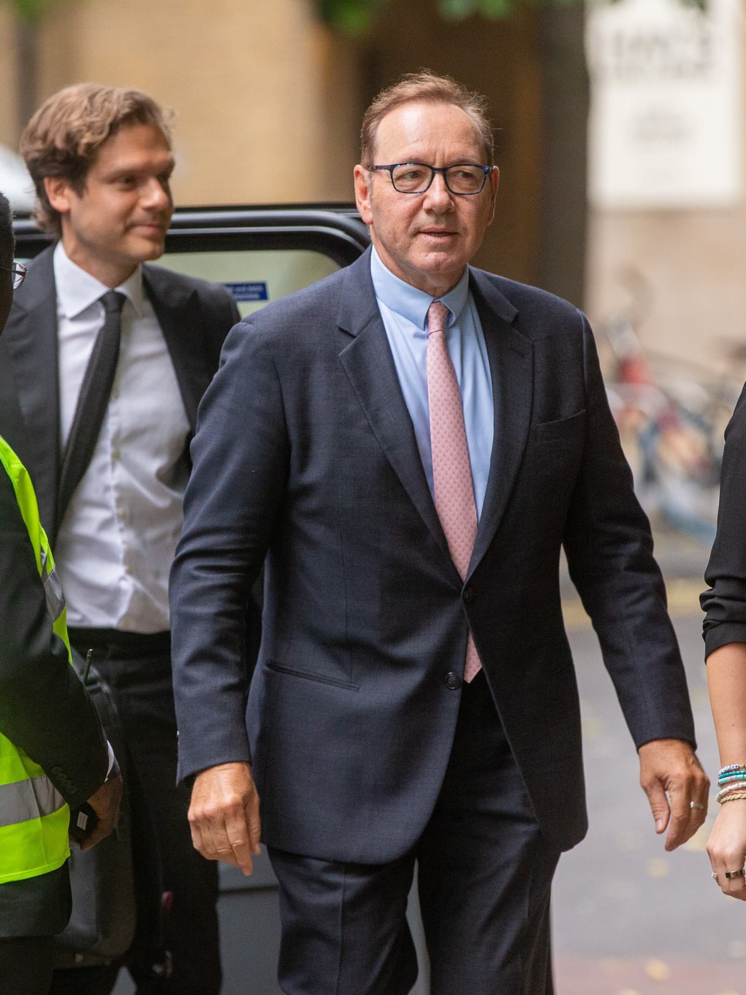 Kevin Spacey ist der Geschworenenjury in seinem Prozess wegen angeblicher sexueller Übergriffe „dankbar“