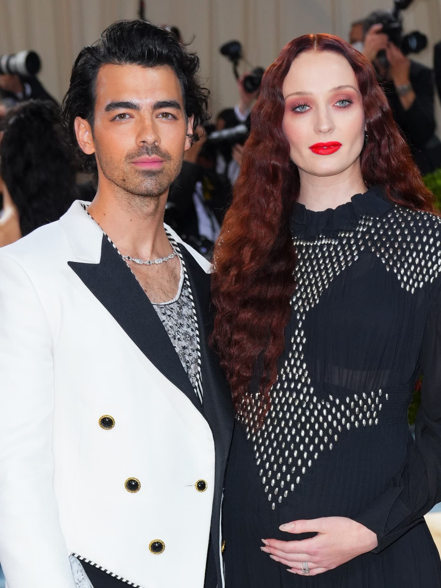 Joe Jonas besteht darauf, dass er trotz seiner Scheidung von Sophie Turner immer noch ein ,wunderschönes Leben' hat