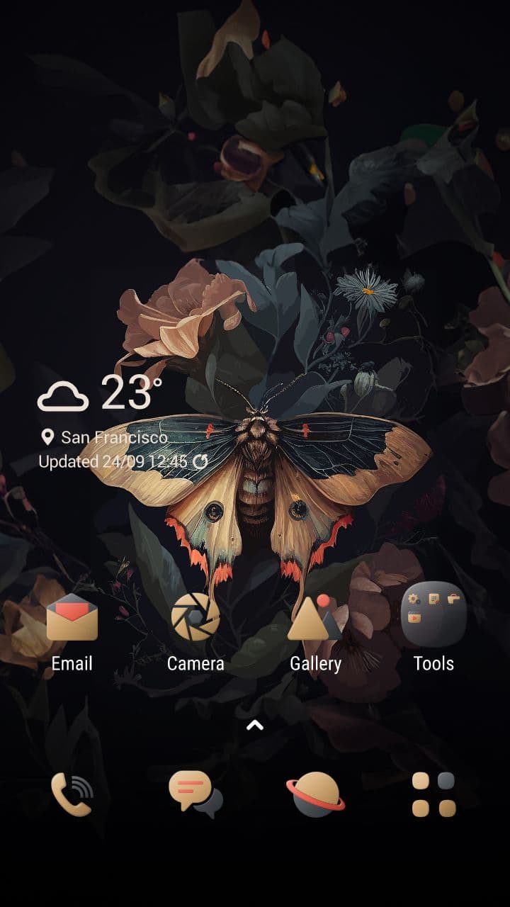 Exotische Motte Und Blumen