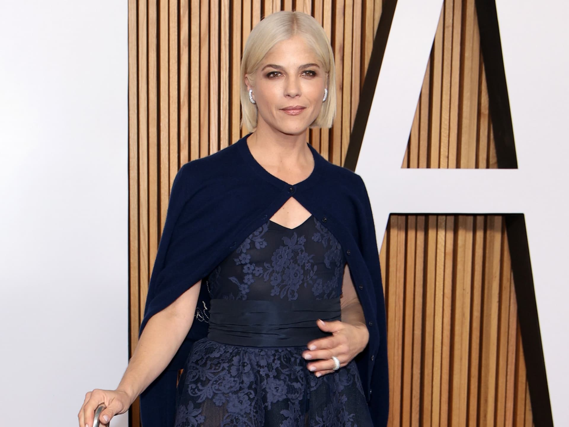 Selma Blair hat inmitten der MS-Remission die ganze Zeit über Schmerzen