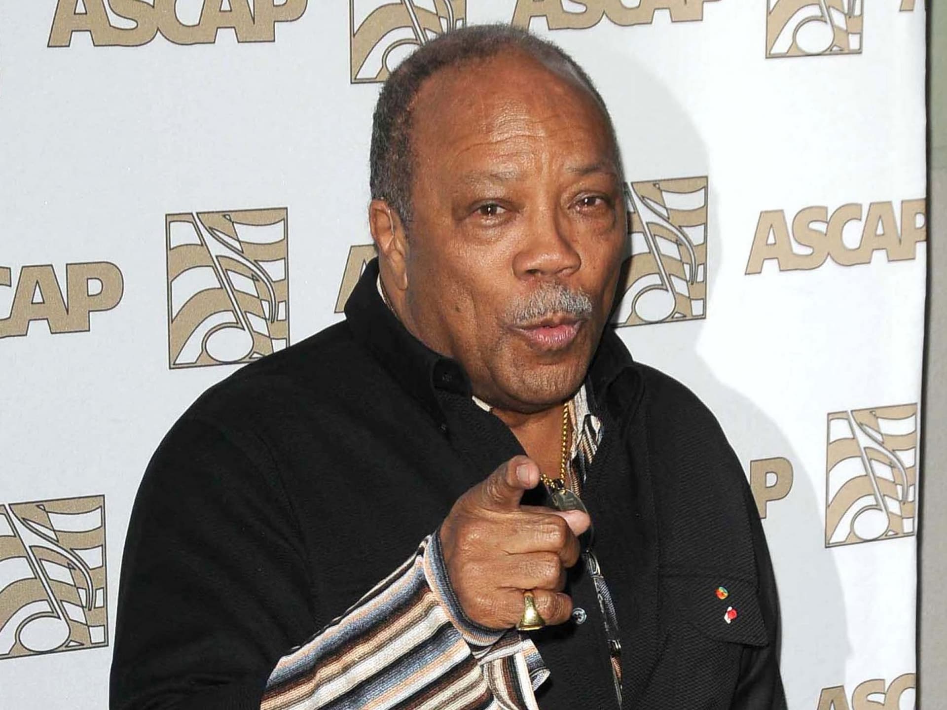 Will Smith zollt seinem ,Mentor' Quincy Jones Tribut.